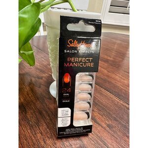 Sally Hansen Salon Perfect Manicure 24 Press on Nails W/ Glue Swoop There it is